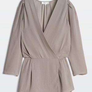 ARITZIA BABATON SILK TOP